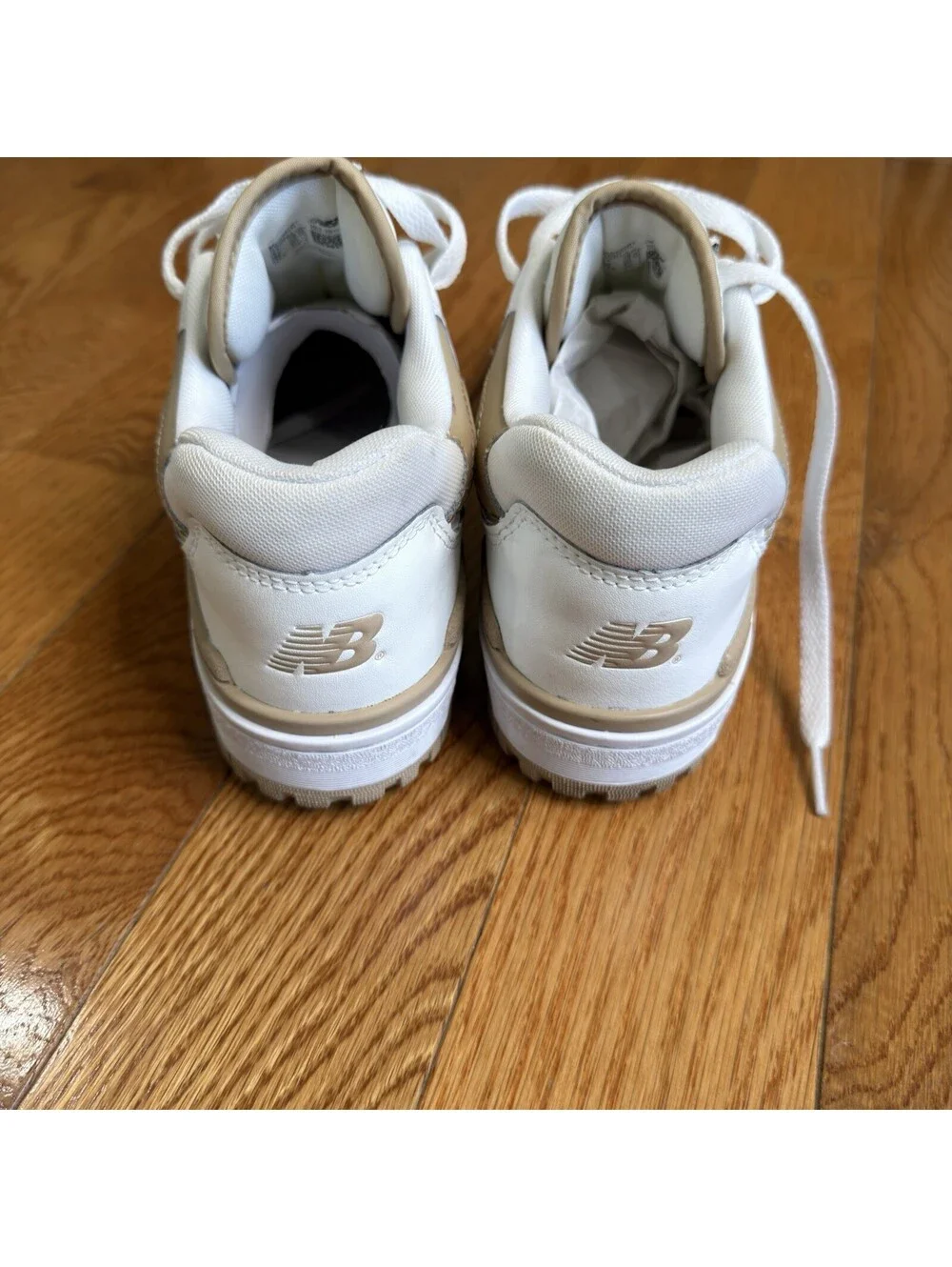 New Balance product pair
